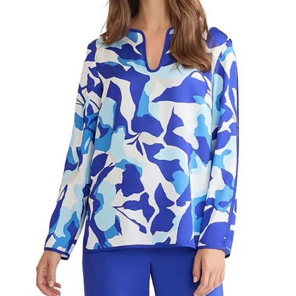 Ming Wang Abstract Blue and White Blouse - Picture 2 of 6